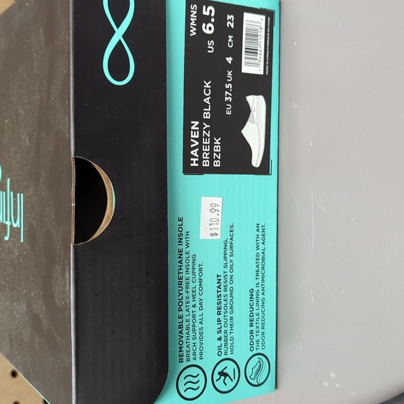 Infinity Haven in Breezy Black - Picture 5 of 5